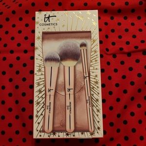 IT COSMETICS HEAVENLY LUXE BRUSH SET NIB